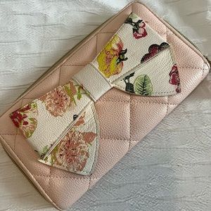 Betsey Johnson wallet